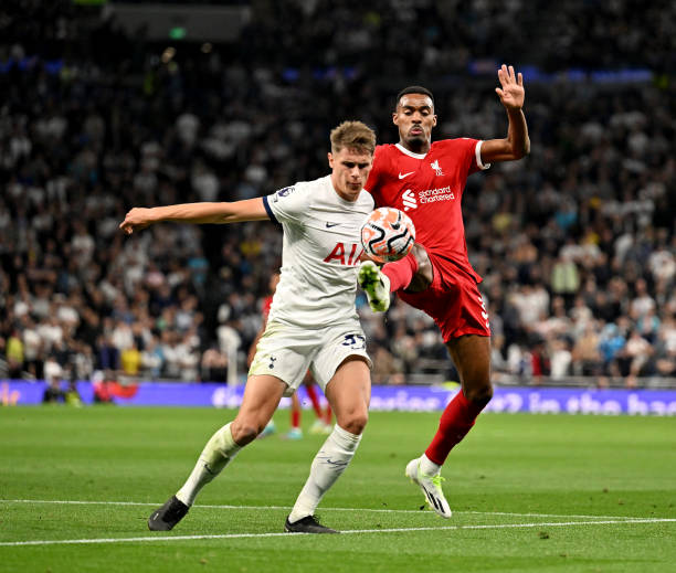 卢卡库逐渐 卢卡库逐渐