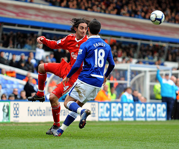 场中出类拔 场中出类拔