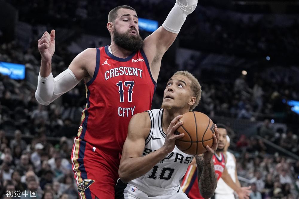 经验丰富的 经验丰富的